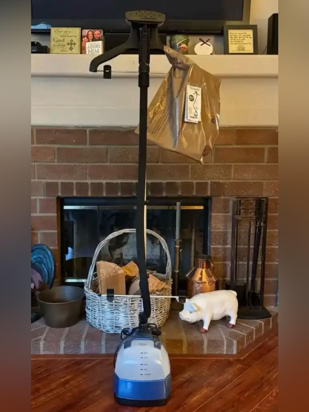 Conair Ultimate Fabric Steamer GS28B Full-Size Smooth Wrinkles and Freshens